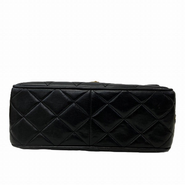 Chanel Matelasse Lambskin Shoulder Bag in Good Condition