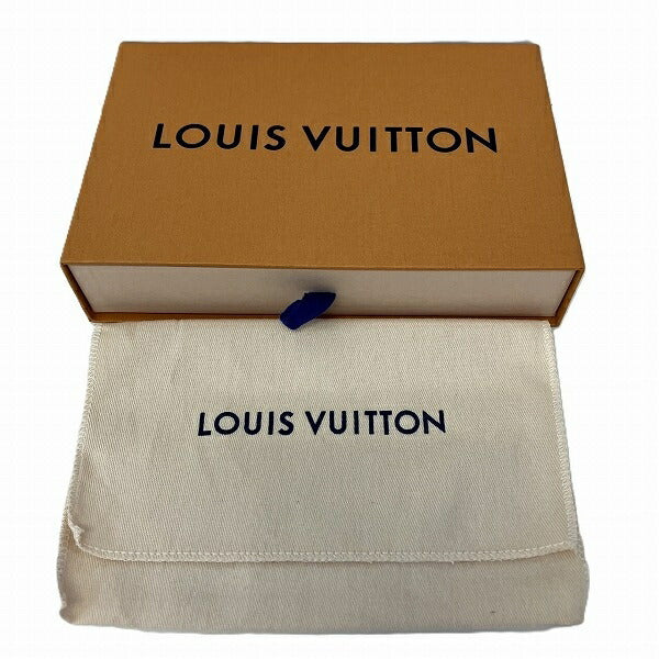 Louis Vuitton Capucines Compact Wallet M81669