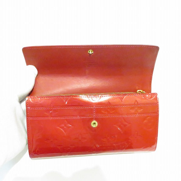 Louis Vuitton Vernis Portefeuille Sarah Long Wallet M91739 in Good Condition