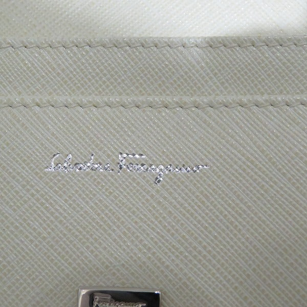 Salvatore Ferragamo Gancini Off-White Wallet