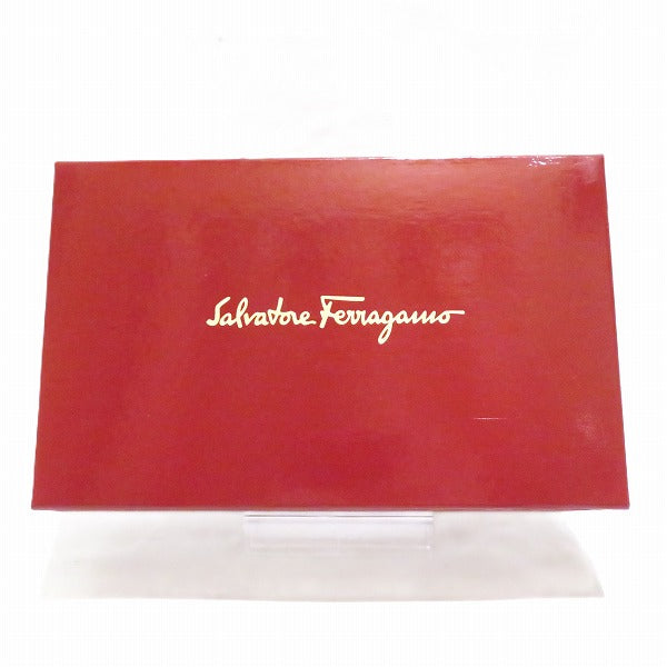 Salvatore Ferragamo Gancini Off-White Wallet