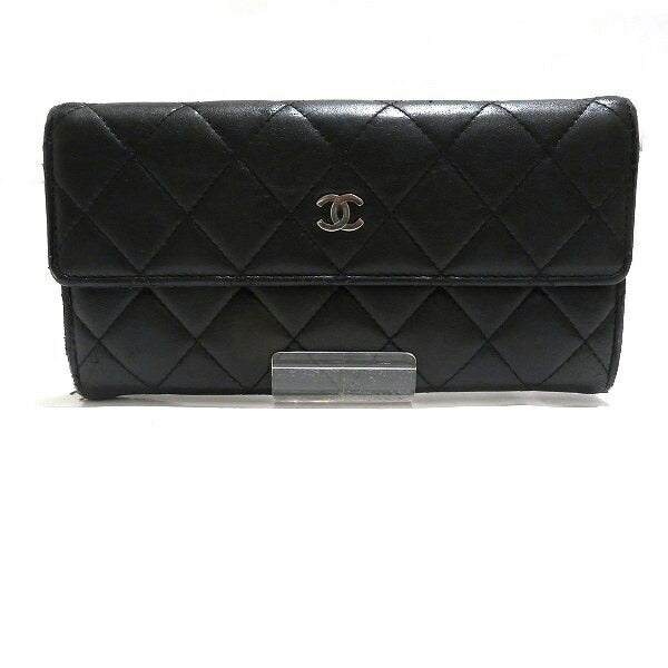 Chanel Lambskin Matelasse Long Wallet in Good Condition