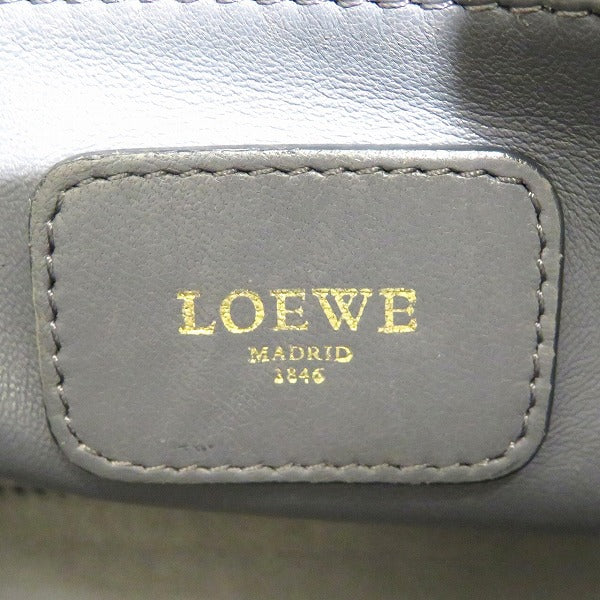 Loewe Leather Amazona 28 Handbag in Good Condition