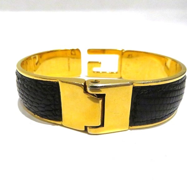 Gucci Leather Bangle Bracelet in Good Condition