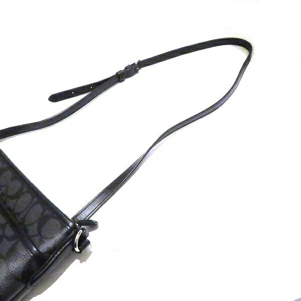 Coach Signature Shoulder Bag F29210