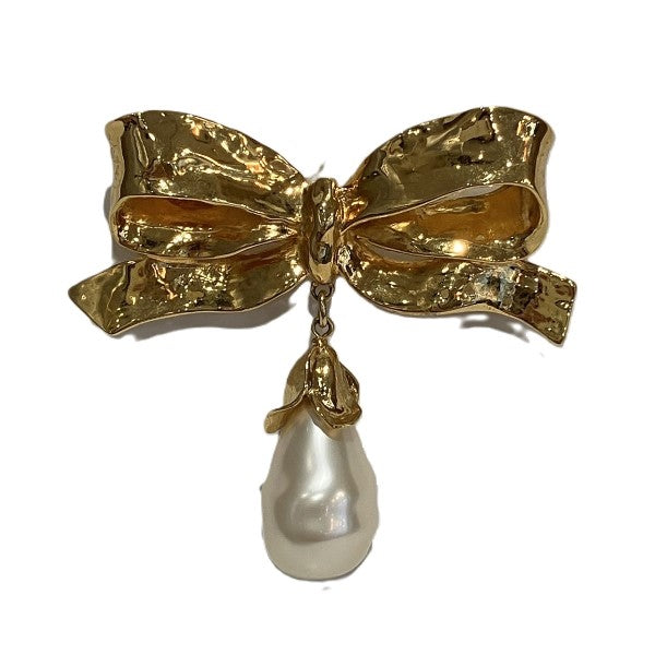 Yves Saint Laurent Gold Ribbon Pearl Brooch in Good Condition