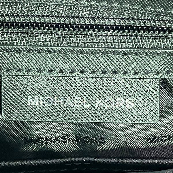 Michael Kors Signature Tote Bag in Good Condition