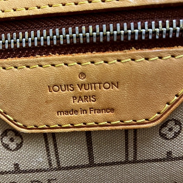 Louis Vuitton Neverfull MM Tote Bag M40156