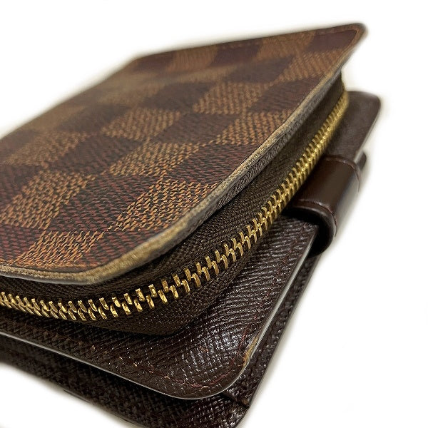 Louis Vuitton Damier Compact Zip Wallet N61668 in Good Condition