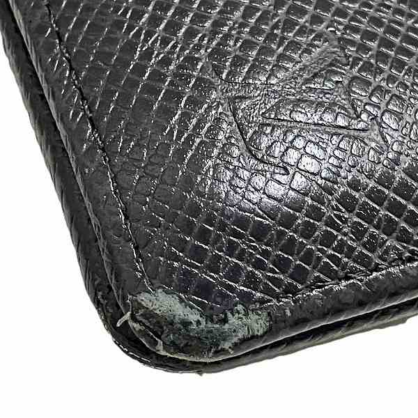 Louis Vuitton Taiga Portefeuille Multiple Wallet M30952