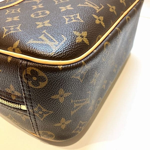 Louis Vuitton Trouville Handbag M42228