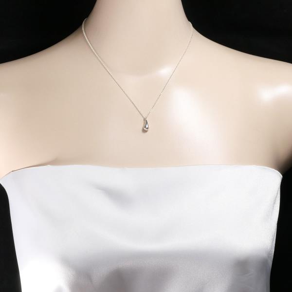 Tiffany & Co Teardrop Silver Necklace in Excellent Condition