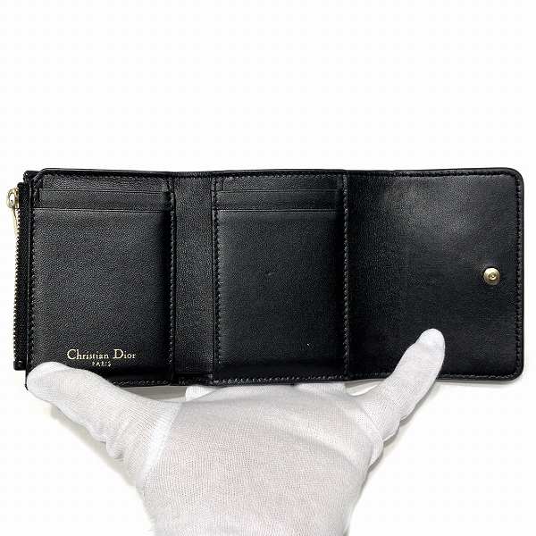 Dior Calfskin Trifold Wallet S2057 in Good Condition