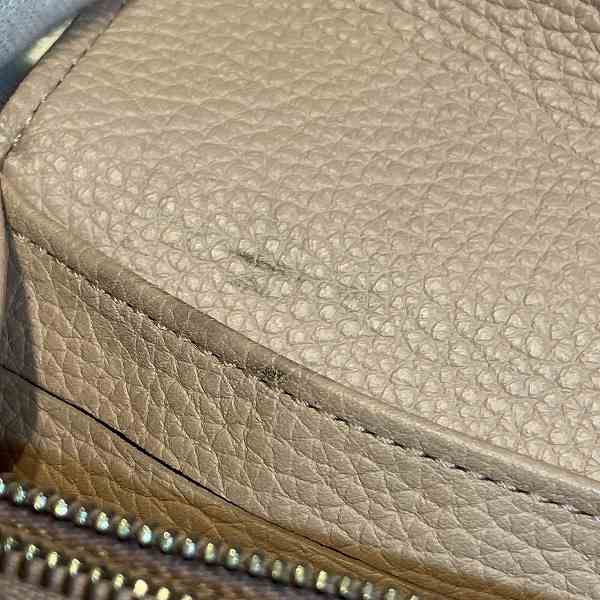 Louis Vuitton Mahina Leather Iris Long Wallet M60145 in Good Condition