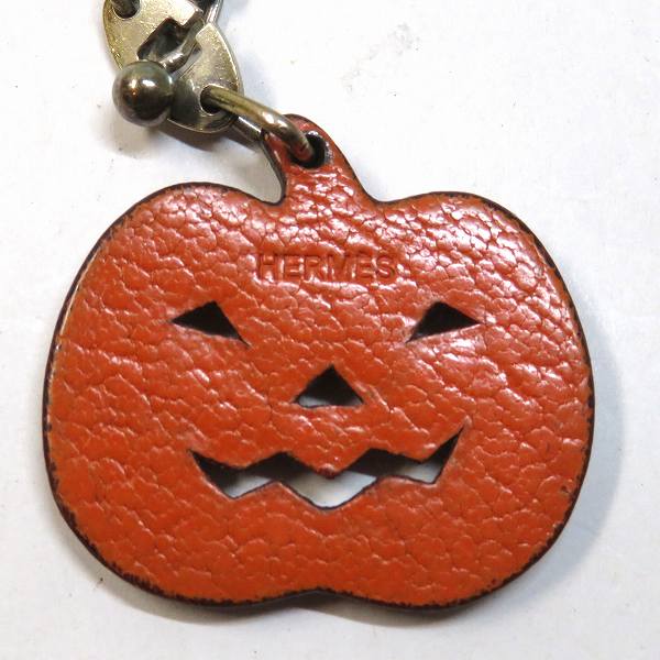 Hermes Leather Pumpkin Keychain in Good Condition