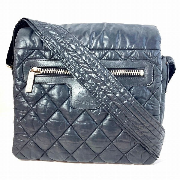 Chanel Coco Cocoon Nylon Leather Messenger Bag in Good Condition