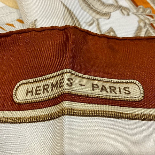 Hermes Silk 100% Scarf CARAIBES 90cm in Good Condition