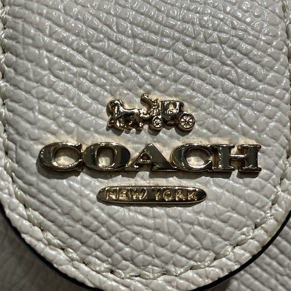 Coach Leather Medium Corner Zip Wallet 6390 in Good Condition