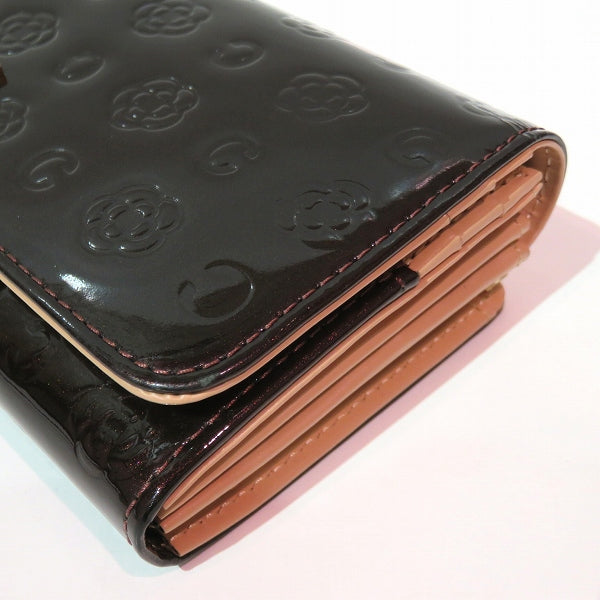 Clathas Betty Leather Enamel Long Wallet in Great Condition