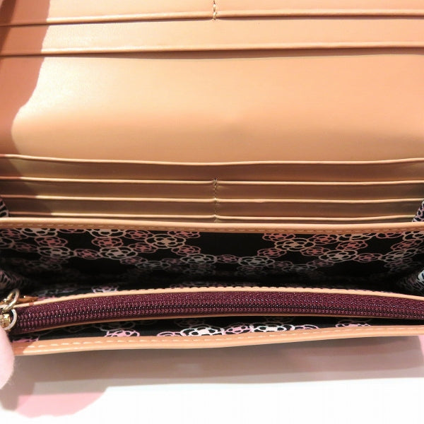 Clathas Betty Leather Enamel Long Wallet in Great Condition