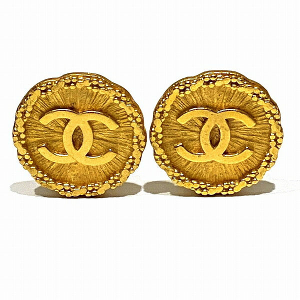 Chanel Vintage Round Coco Mark Earrings in Good Condition