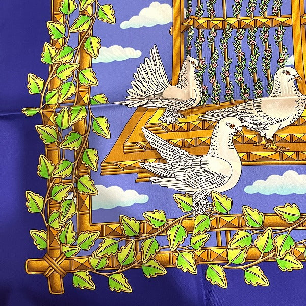 Hermes Silk 100% Birdcage Scarf in Great Condition