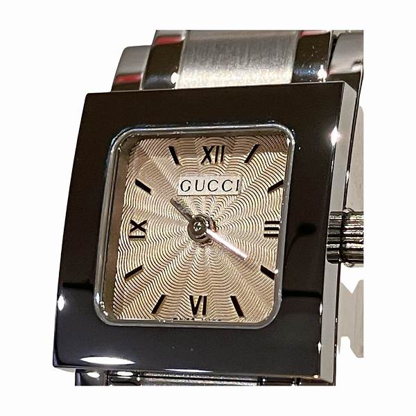 Gucci 7900P Stainless Steel Quartz Square Face Ladies Watch in Good Condition