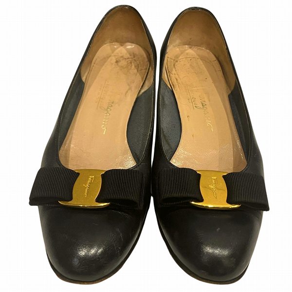 Salvatore Ferragamo Vara Ribbon Leather Pumps