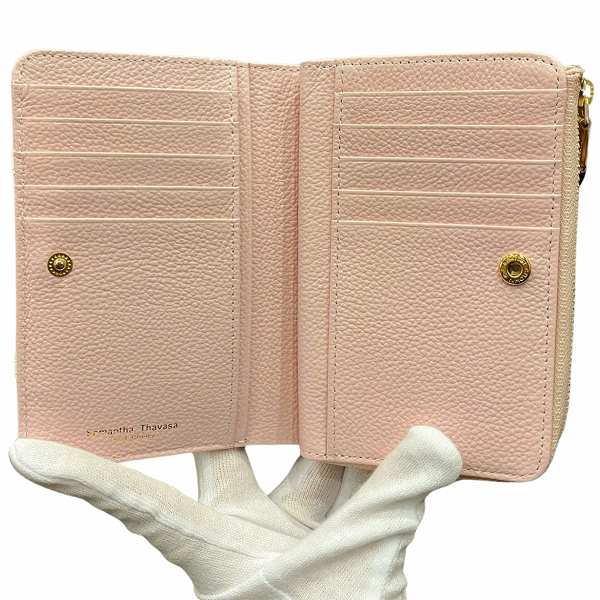 Samantha Thavasa Leather Trotter Case Bifold Wallet in Good Condition