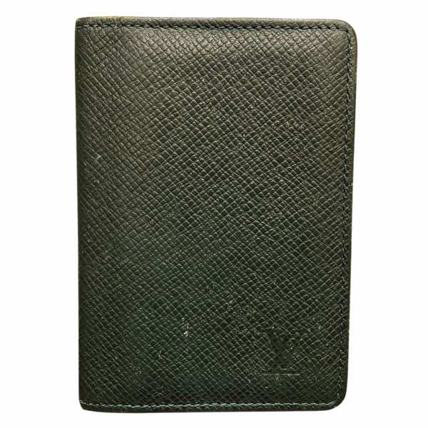 Louis Vuitton Taiga Leather Card Holder M30514 in Fair Condition