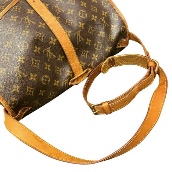 Louis Vuitton Monogram Saumur 35 Shoulder Bag M42254 in Good Condition