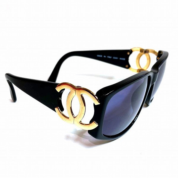 Chanel Gold Wellington Sunglasses 02461