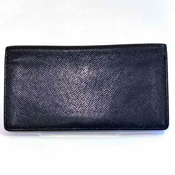 Louis Vuitton Taiga Leather Long Wallet M31002