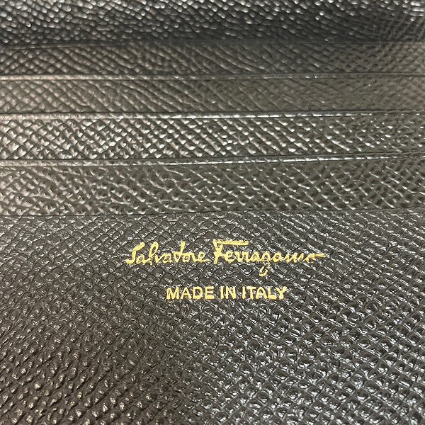 Salvatore Ferragamo Leather Bifold Wallet Unisex in Good Condition