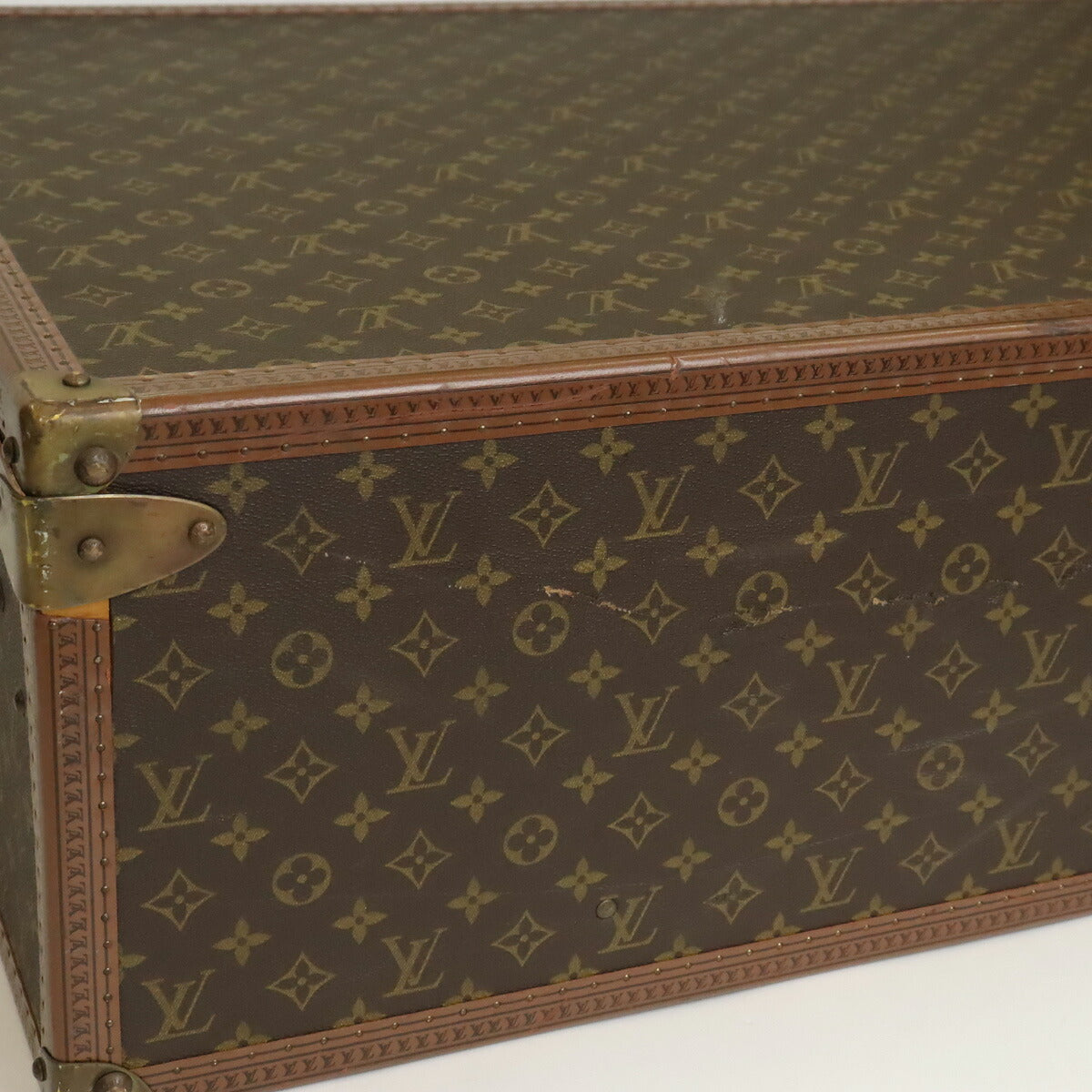 Louis Vuitton Monogram Alzer 80 Trunk M21224