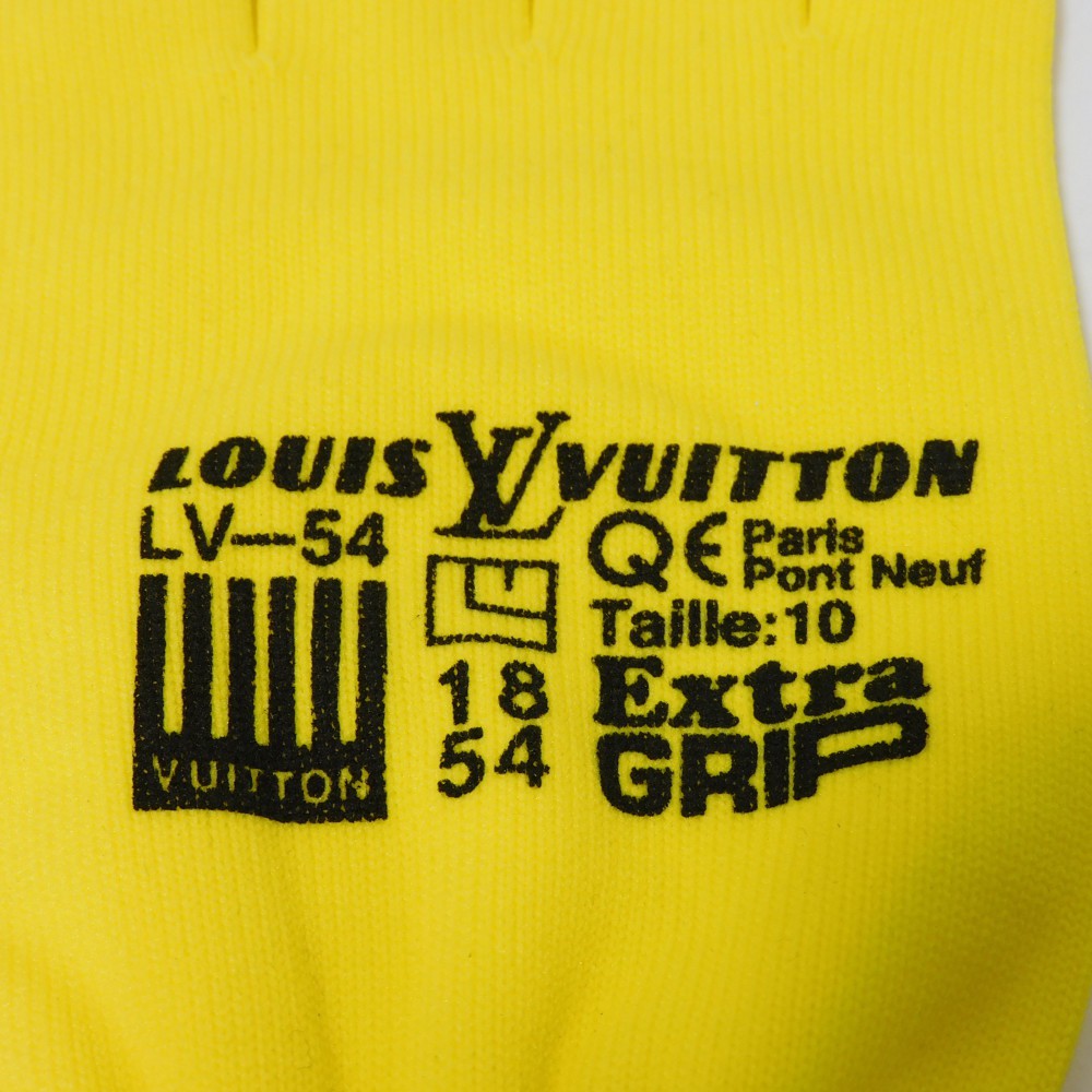 Louis Vuitton Nylon Gloves MP2370