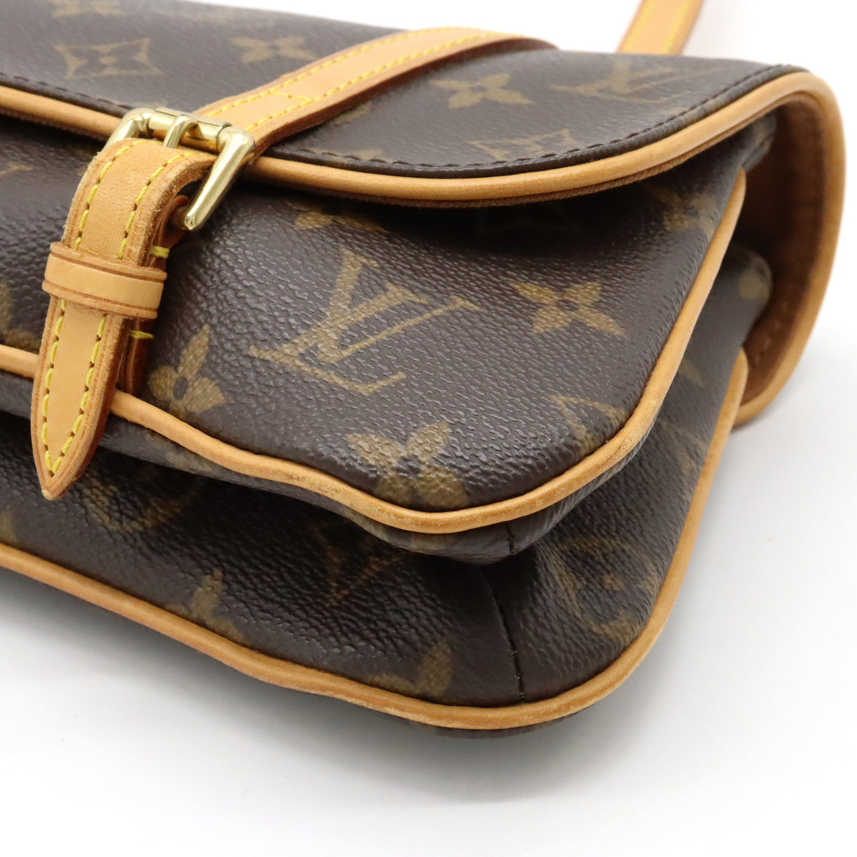 Louis Vuitton Monogram Pochette Marelle Shoulder Bag M51157 in Very Good Condition