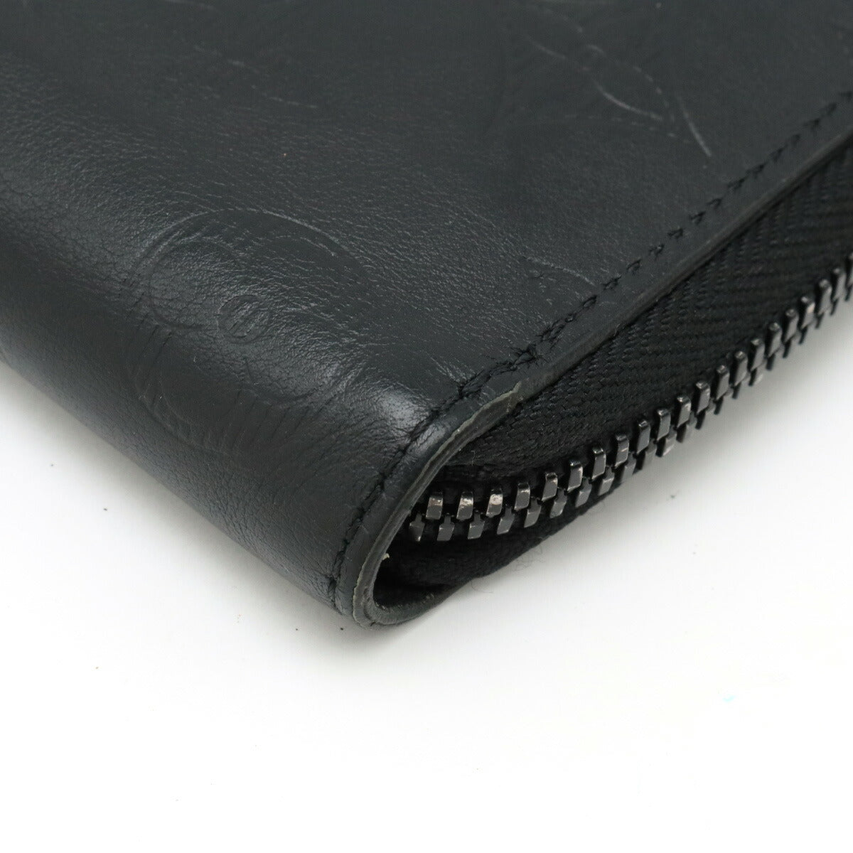 Louis Vuitton Monogram Shadow Zippy Wallet Black in Very Good Condition