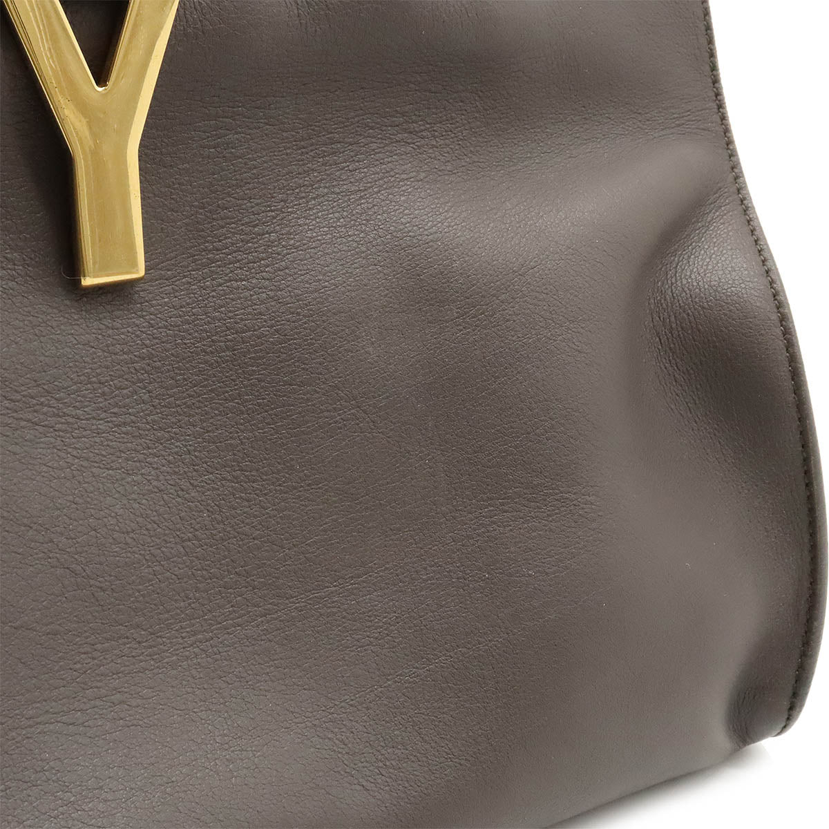 Yves Saint Laurent Y Line Leather Handbag