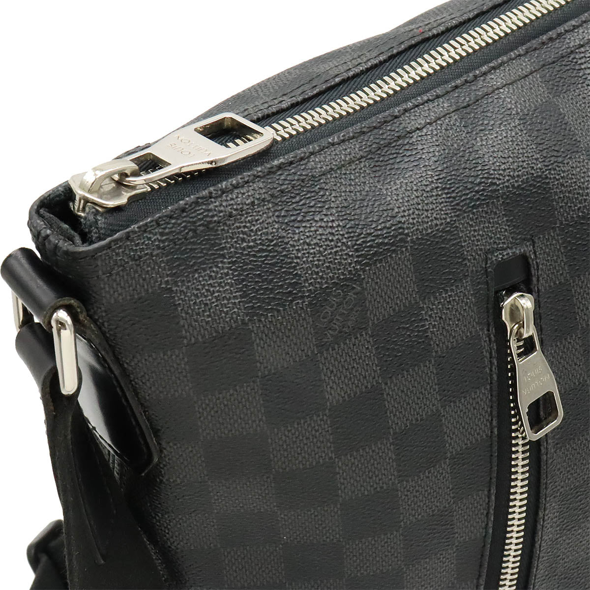 Louis Vuitton Damier Graphite Mick GM Messenger Bag