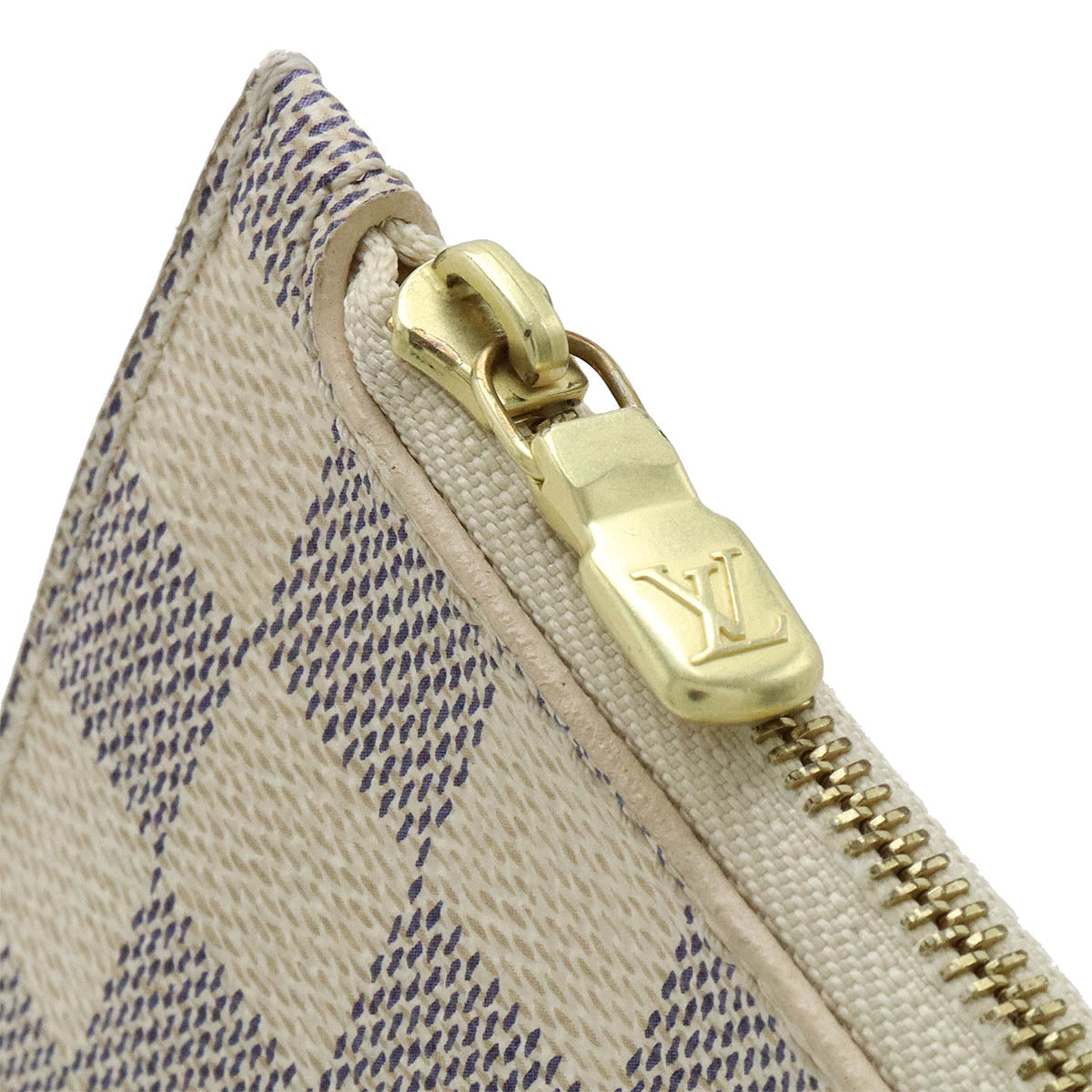 Louis Vuitton Damier Azur Neverfull Pouch N41361 in Very Good Condition