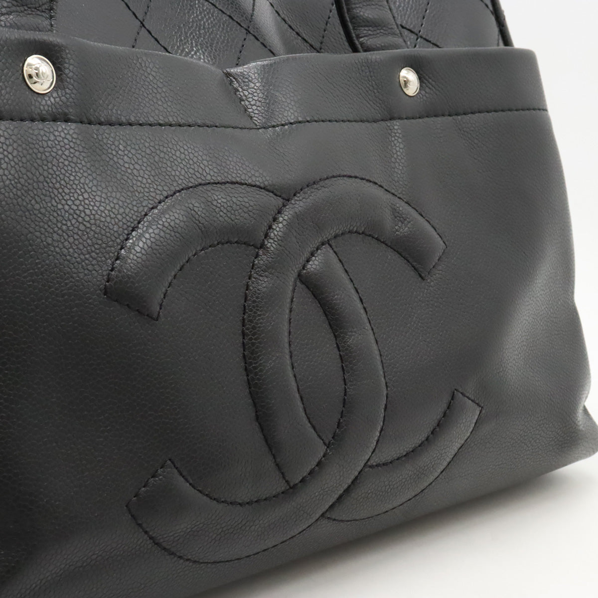 Chanel Caviar Skin Matelasse Tote Bag in Great Condition