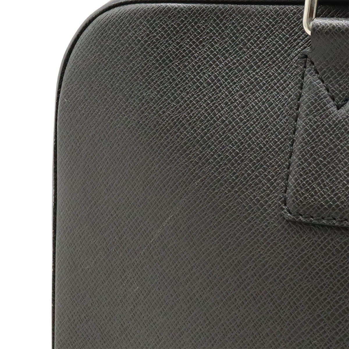 Louis Vuitton Taiga Neo Igor Briefcase Black