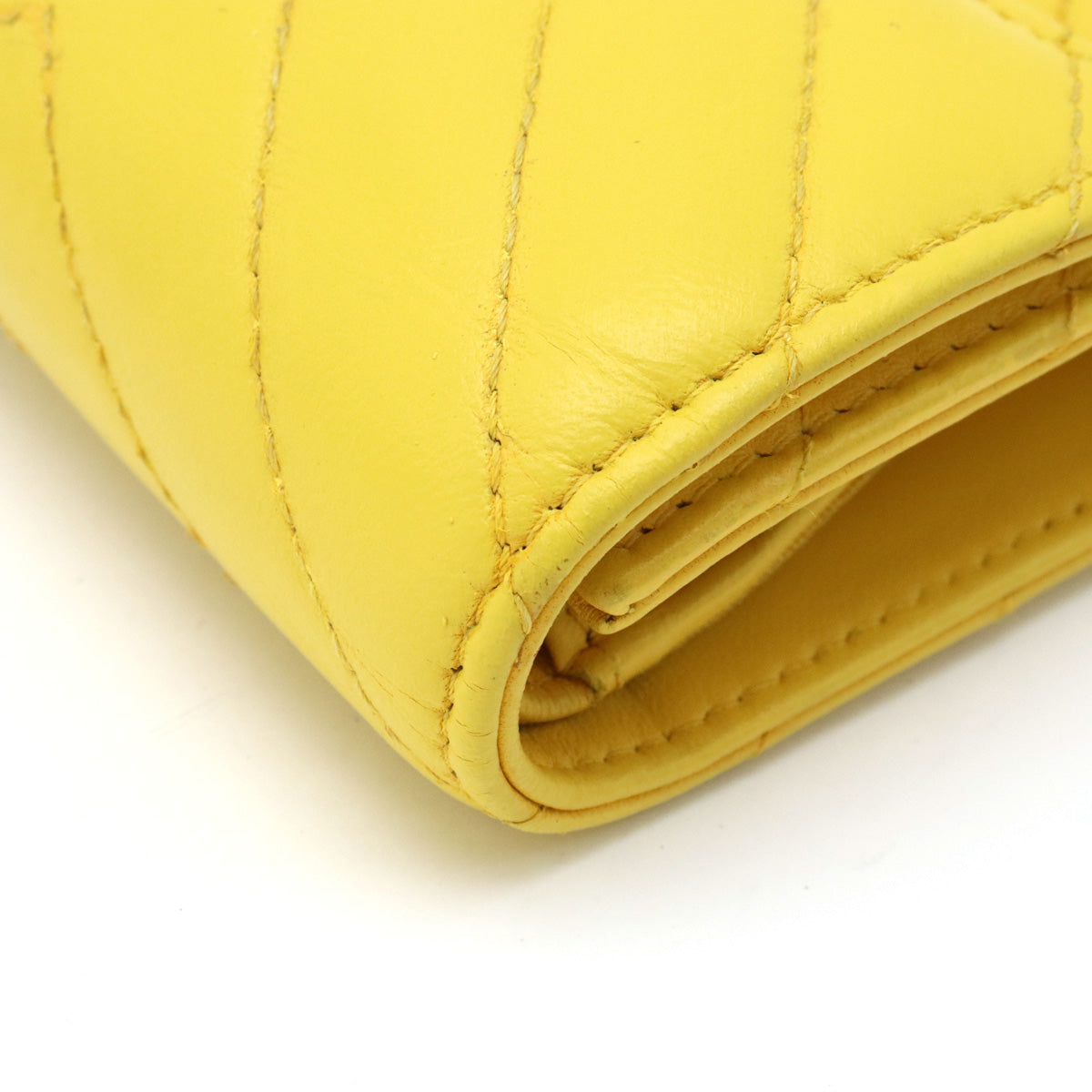 Chanel Chevron V-Stitch Leather Trifold Wallet Yellow A81900 in Very Good Condition