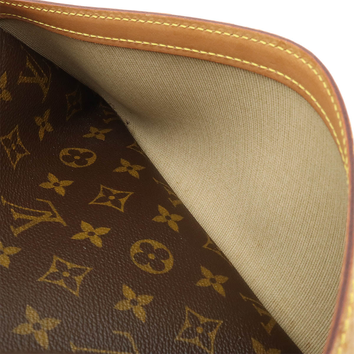 Louis Vuitton Monogram Reporter PM Shoulder Bag M45254 in Very Good Condition