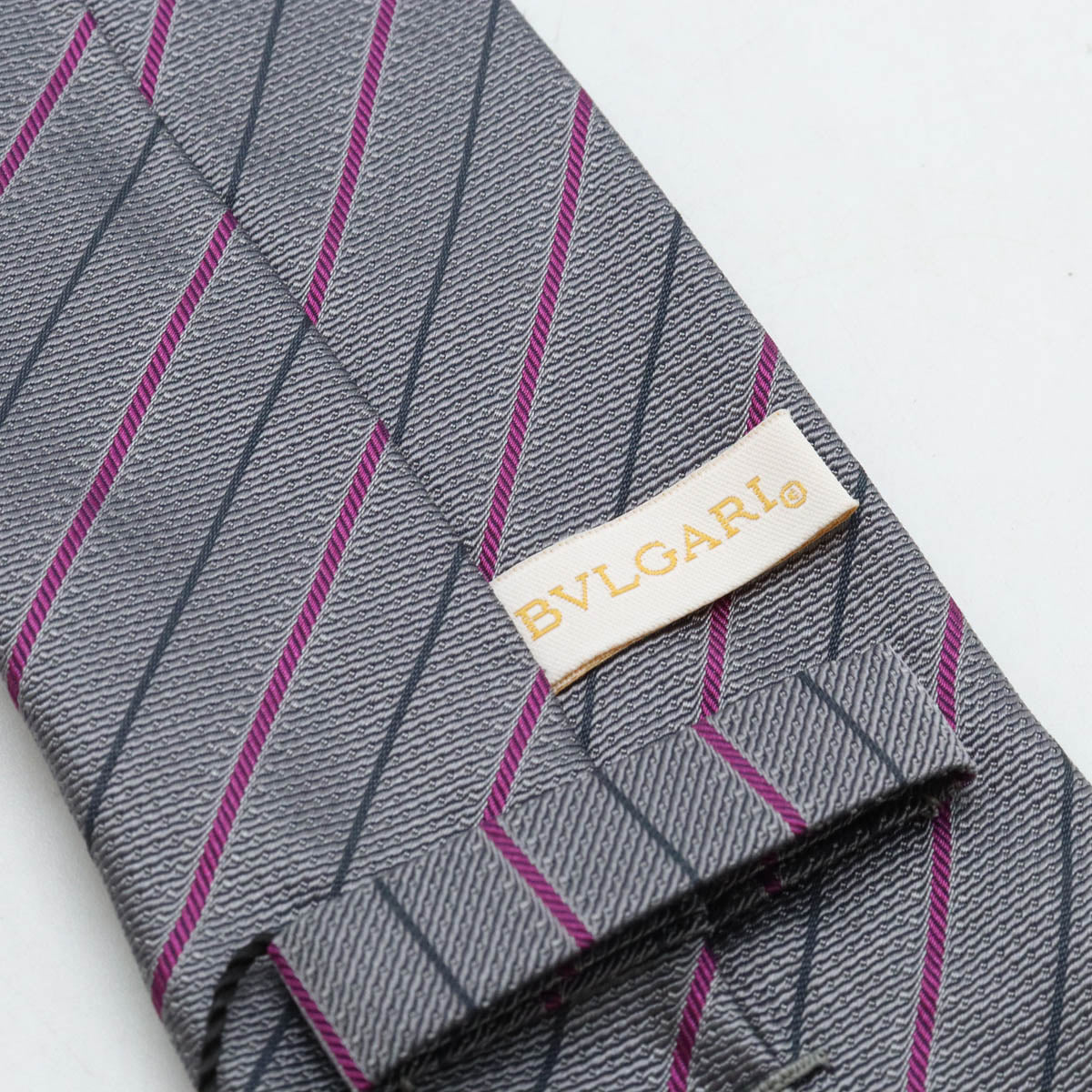 Bvlgari Sevenfold Silk Tie Gray Purple in Pristine Condition