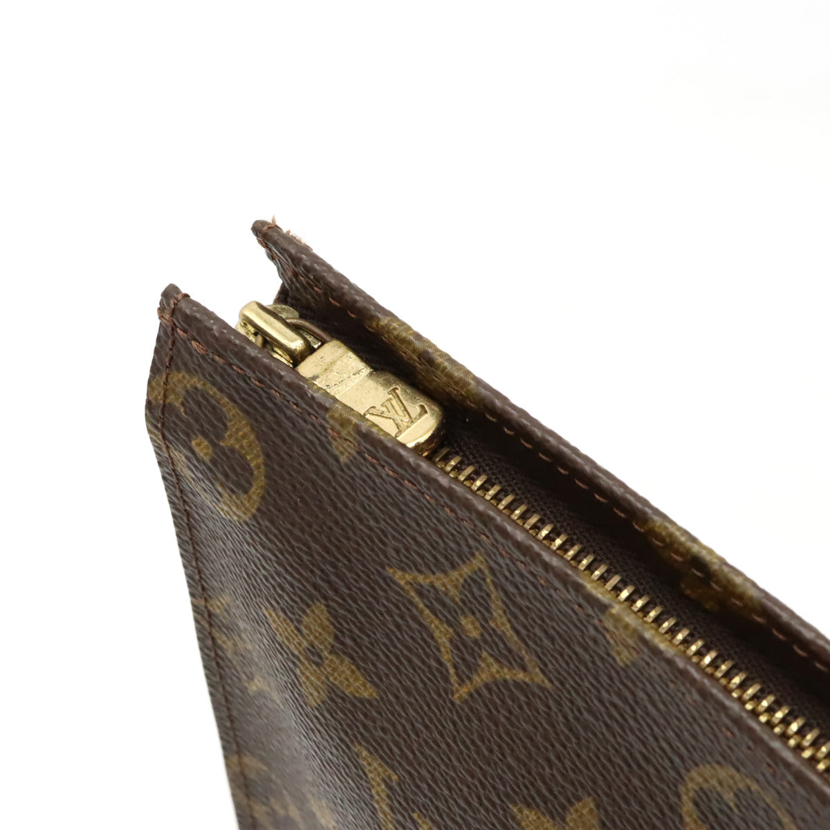 Louis Vuitton Monogram Toiletry Pouch 26 M47542 in Very Good Condition