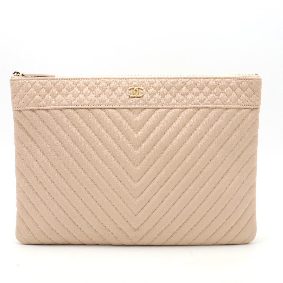 Chanel Chevron V-Stitch Caviar Skin Clutch Bag A69251