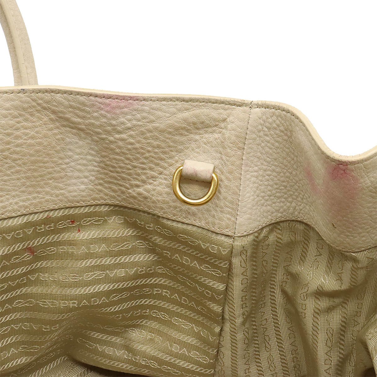 Prada Leather Tote Bag BN2545 in Good Condition