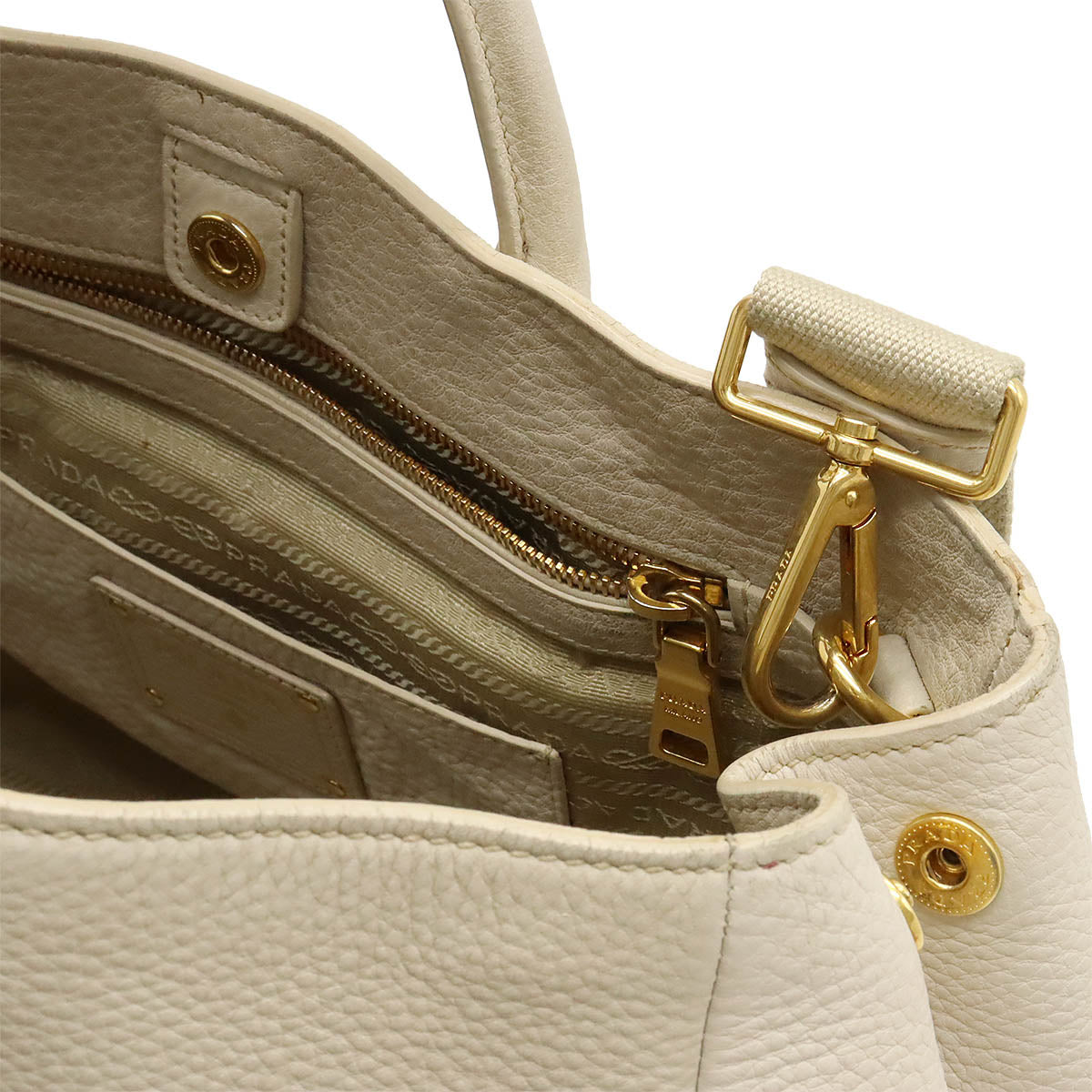 Prada Leather Tote Bag BN2545